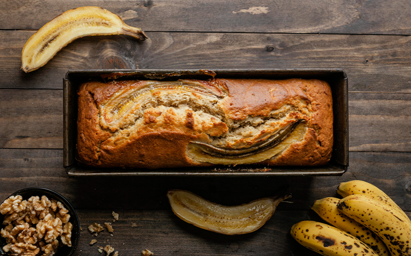 A banana cake.