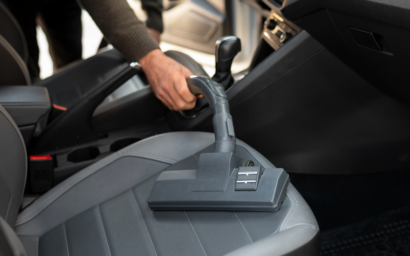 Image of a car vacuum