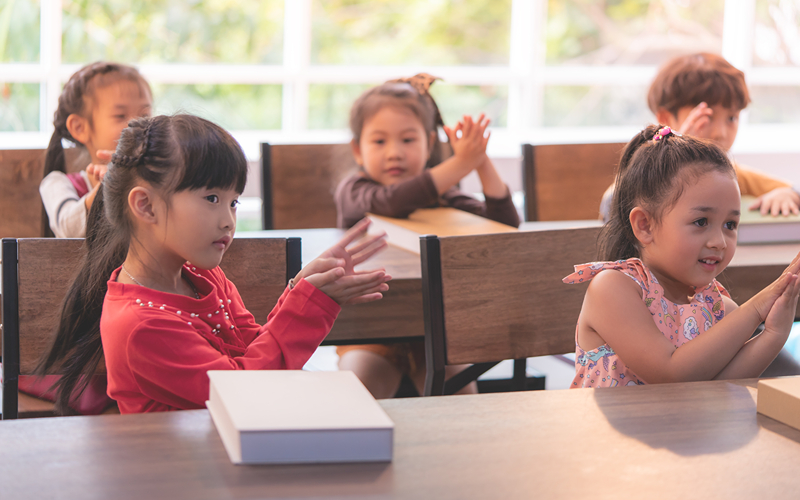 Image of a crowded classroom of children