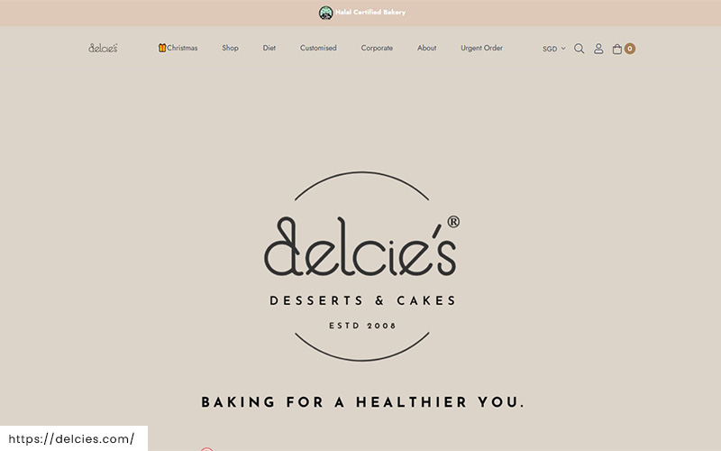 A screenshot of the website of Delcie’s Desserts and Cakes